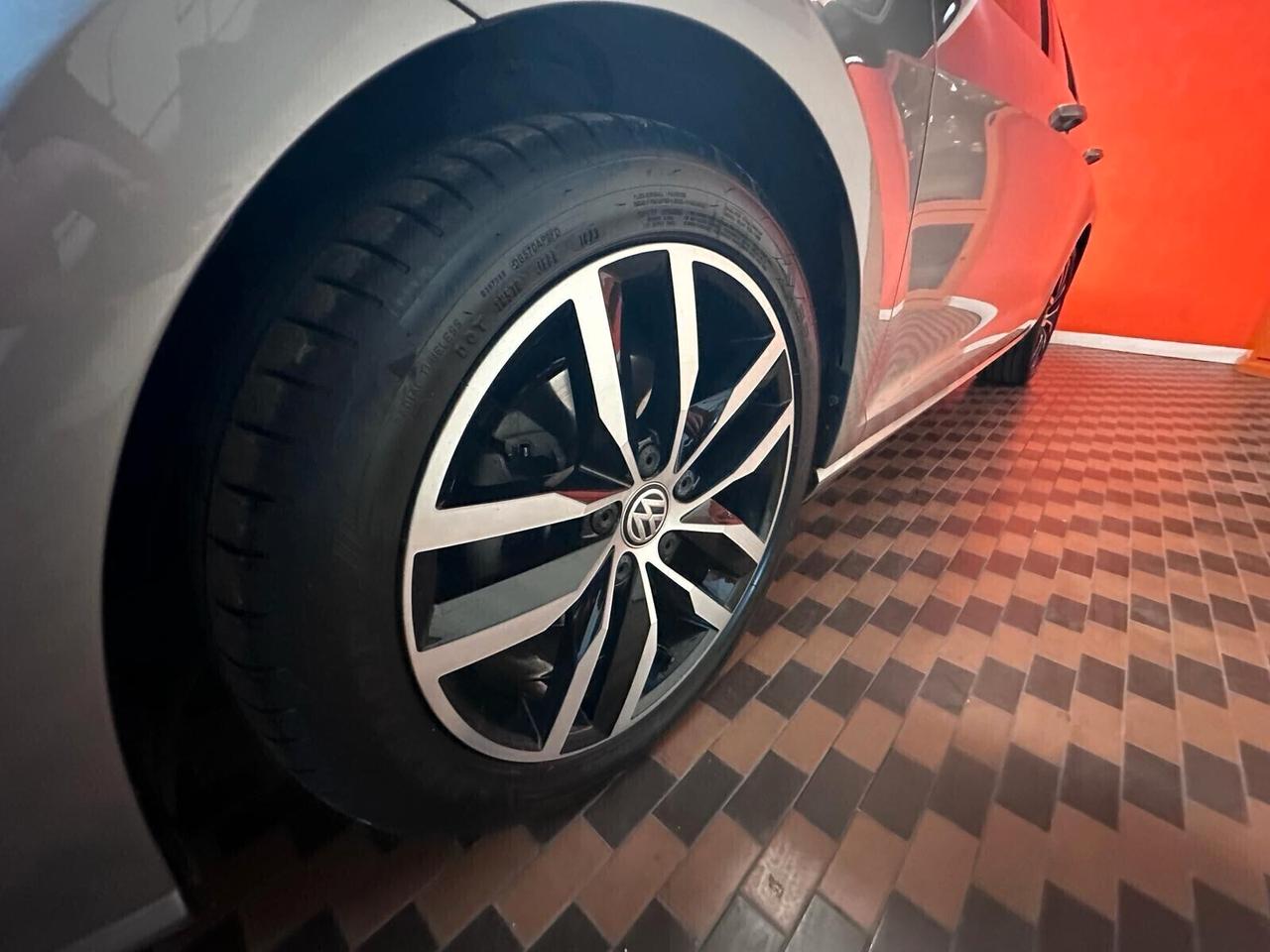 Volkswagen Golf 1.6 TDI 115 CV 5p. BlueMotion Technology