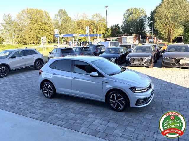 VOLKSWAGEN Polo 1.0 TGI 5p. R-LINE Sport ANCHE NEOPATENTATI