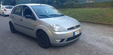 Ford Fiesta 1.4 16V 5p. Ghia