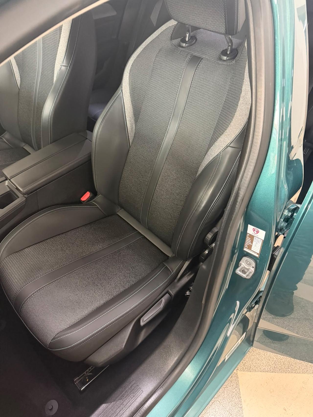 Peugeot 308 BlueHDi 130 S&S SW Allure 2022 MANNUALE