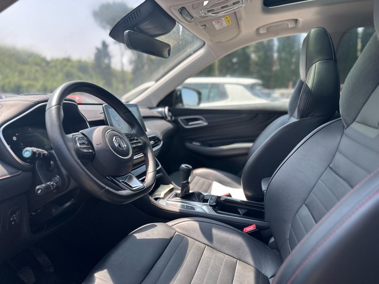 MG HS I - HS 1.5 t Luxury