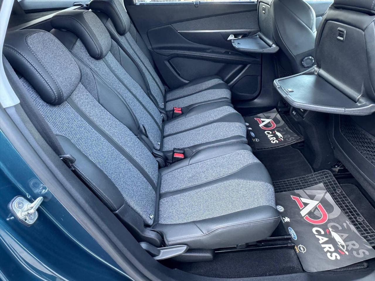 Peugeot 5008 BlueHDi 130 EAT8 Allure