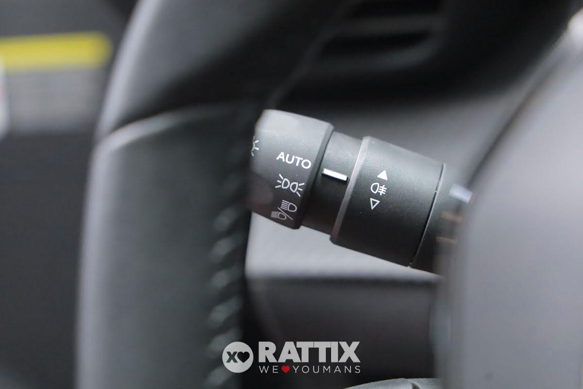 Peugeot 2008 1.2 Puretech 100CV Allure