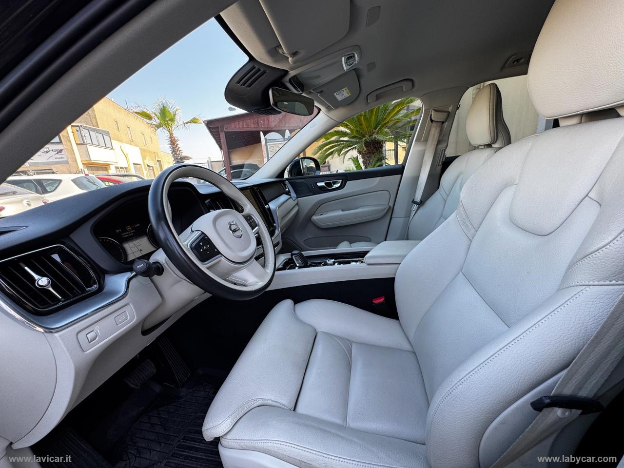 VOLVO XC60 B4