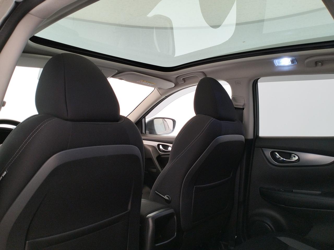 Nissan Qashqai 1.5 dCi Visia - TETTO PANORAMICO - NEOPATENTATI