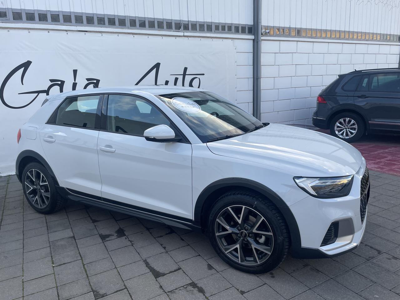 Audi A1 citycarver 30 TFSI S tronic Admired