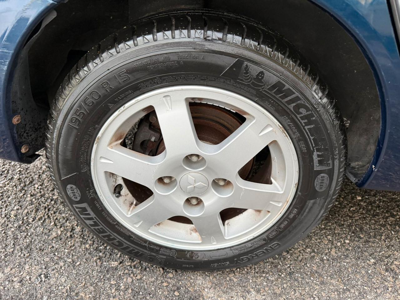 Mitsubishi Lancer 1.6 Benz. S.W. Comfort