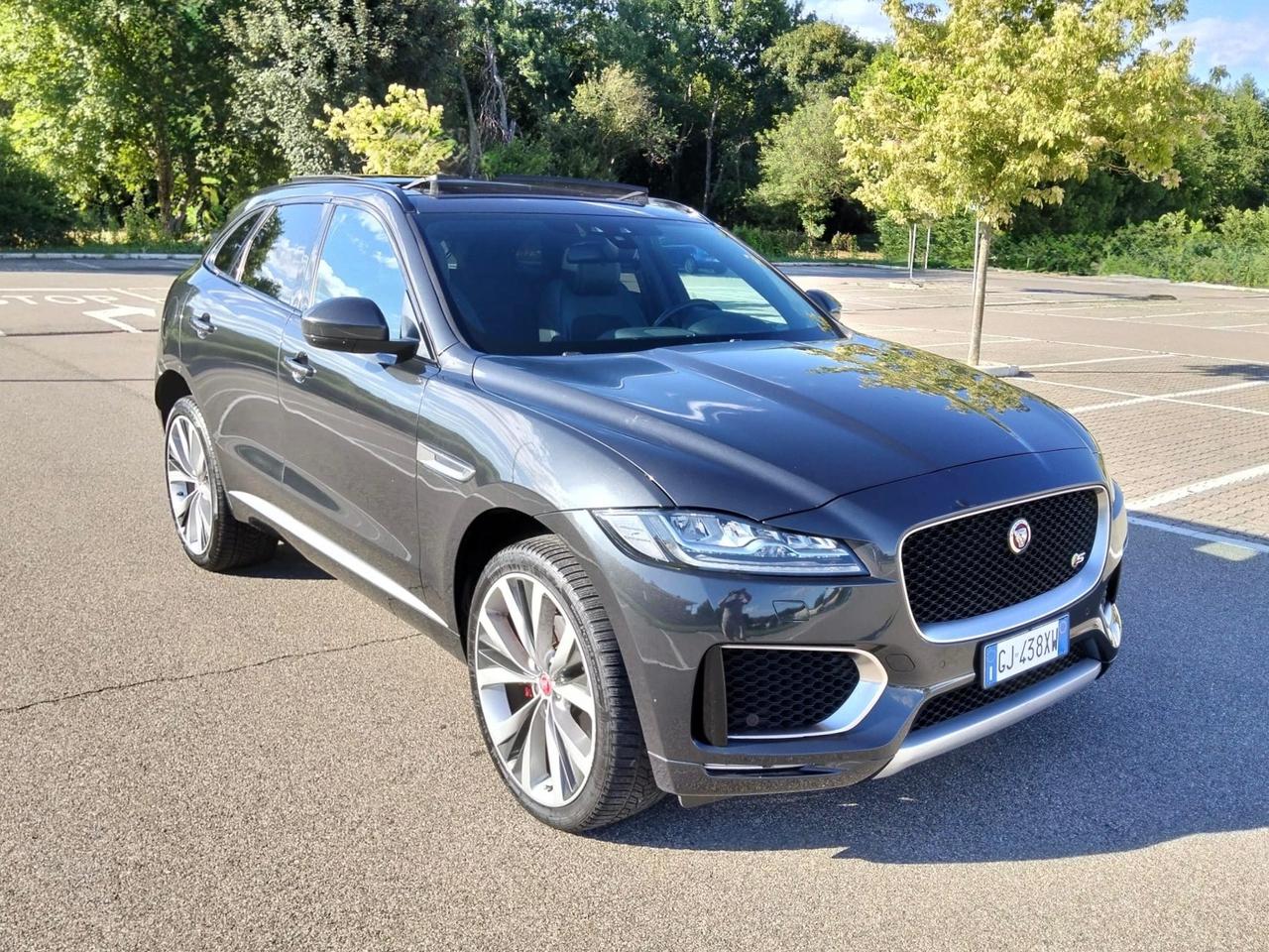 Jaguar F-Pace S 3.0 D V6 300 CV AWD Automatic*Navi*Alcantara