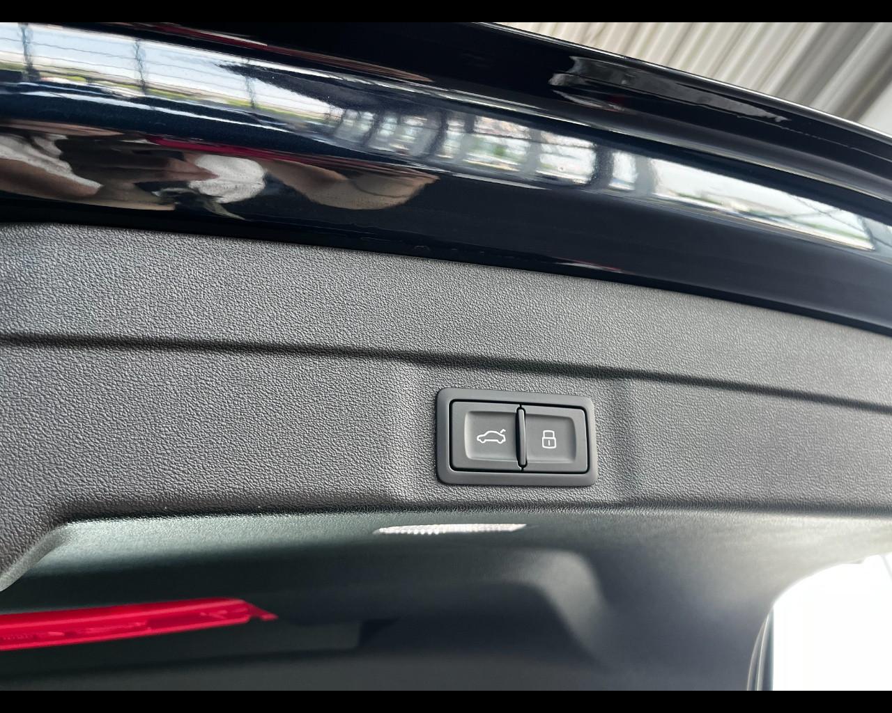 AUDI A5 SEDAN TDI MHEV QUATTRO S-TRONIC