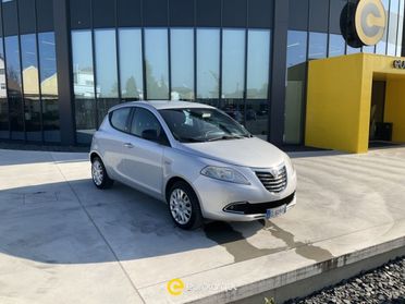 LANCIA Ypsilon 1.2 69 CV 5 porte GPL Ecochic Silver