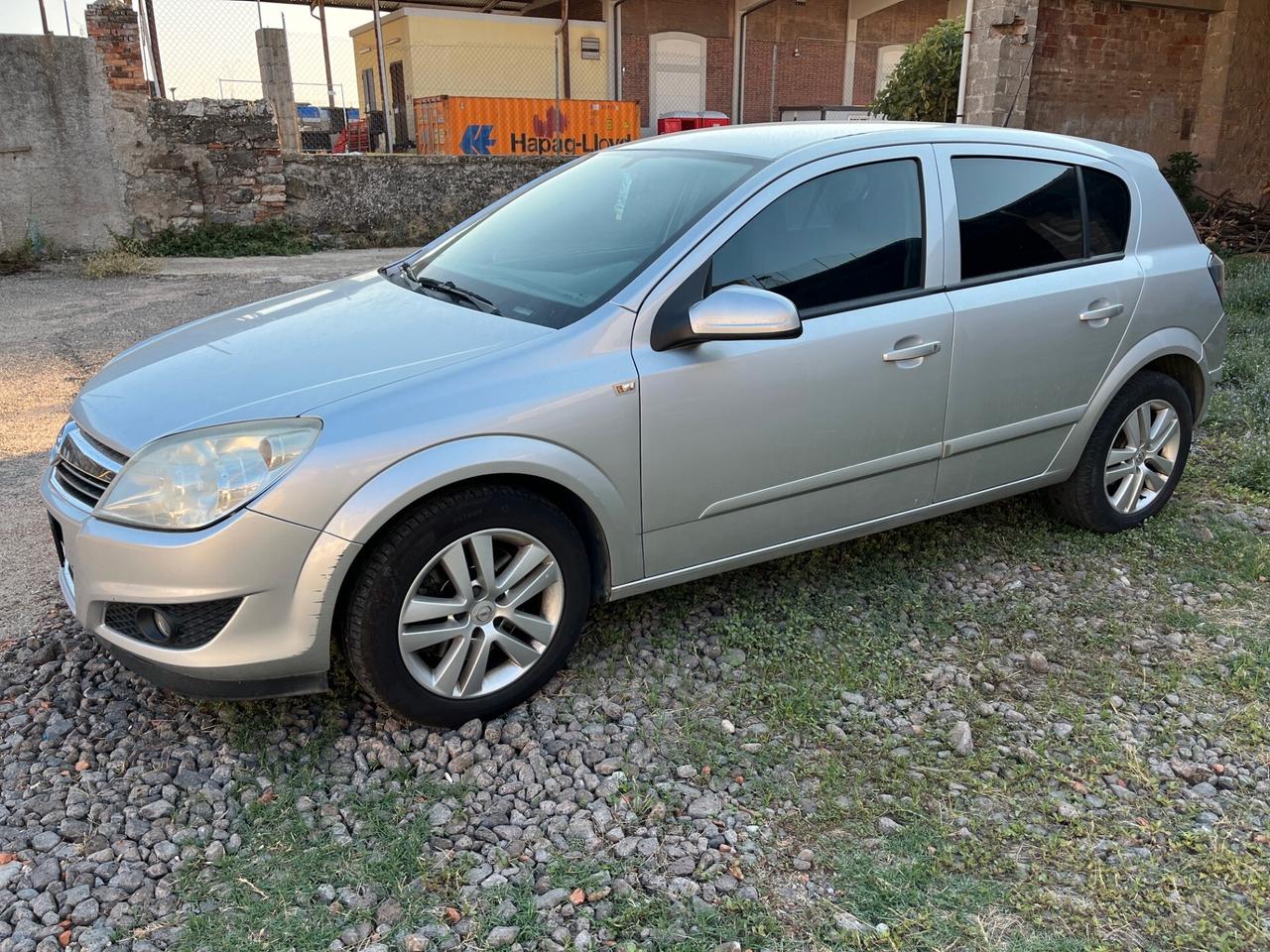 Opel Astra 1.7 CDTI 125CV 5 porte Enjoy