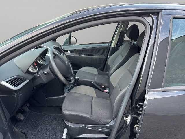 Peugeot 207 1.4 HDi 70CV FAP 5p. X Line