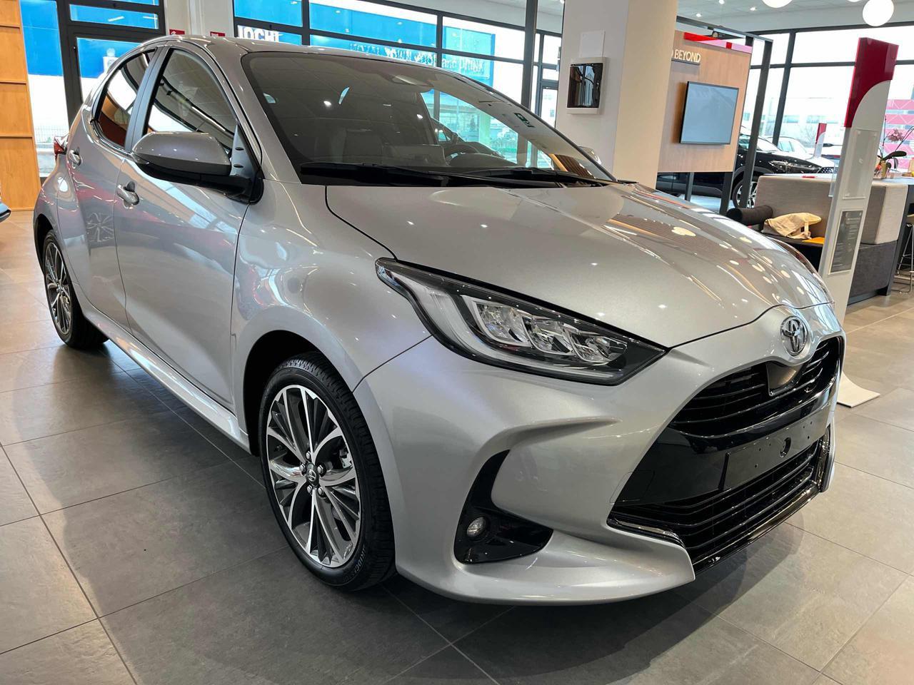 Toyota Yaris 1.5 130 Hybrid 5 porte Lounge