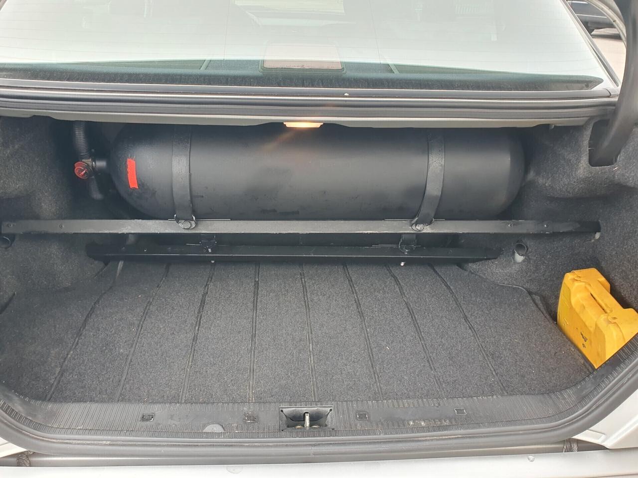 Mercedes-benz C 200 Kompressor 193cv metano 98