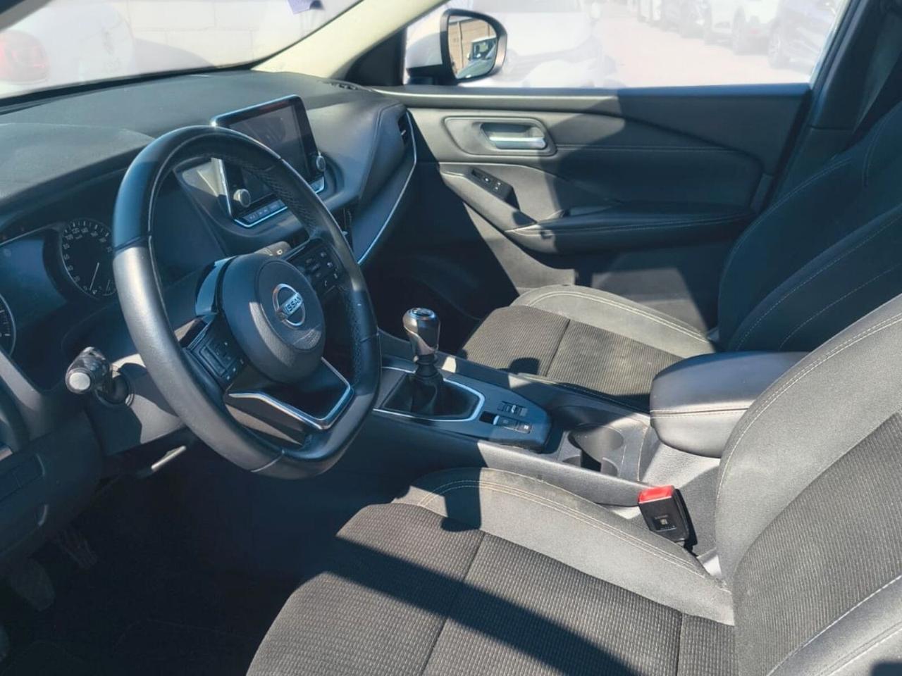 Nissan Qashqai MHEV 140 CV Business