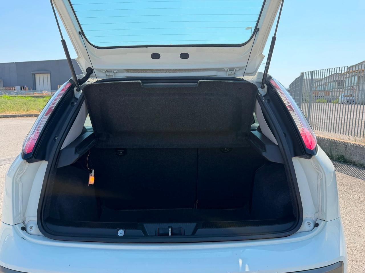 Fiat Punto Evo 1.4 5p Dynamic