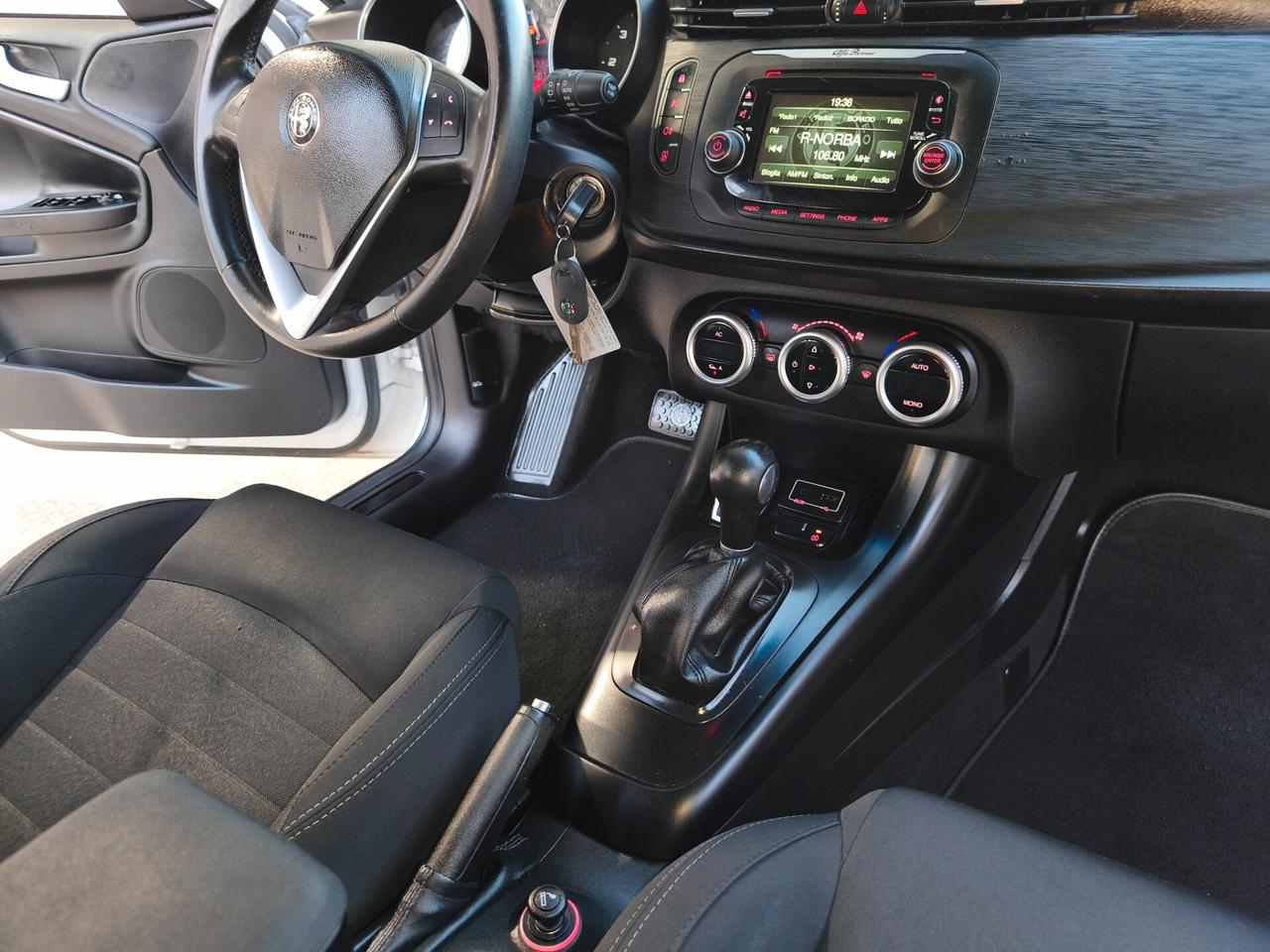 Alfa Romeo Giulietta 1.6 JTDm-2 120 CV Business
