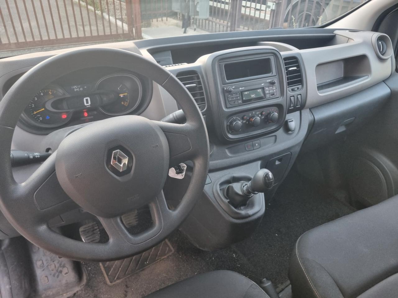 Renault Trafic T27 1.6 dCi 115CV PC-TN Furgon