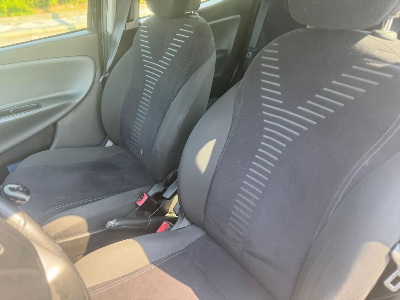 Lancia Ypsilon 1.2 69 CV 5 porte S&S Platinum