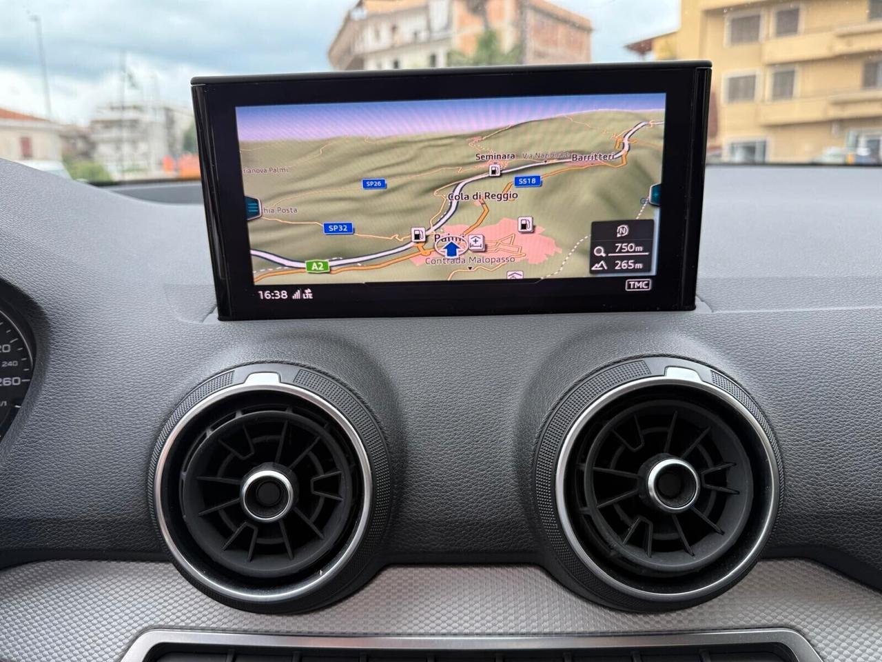 Audi Q2 35 TDI quattro S tronic Admired
