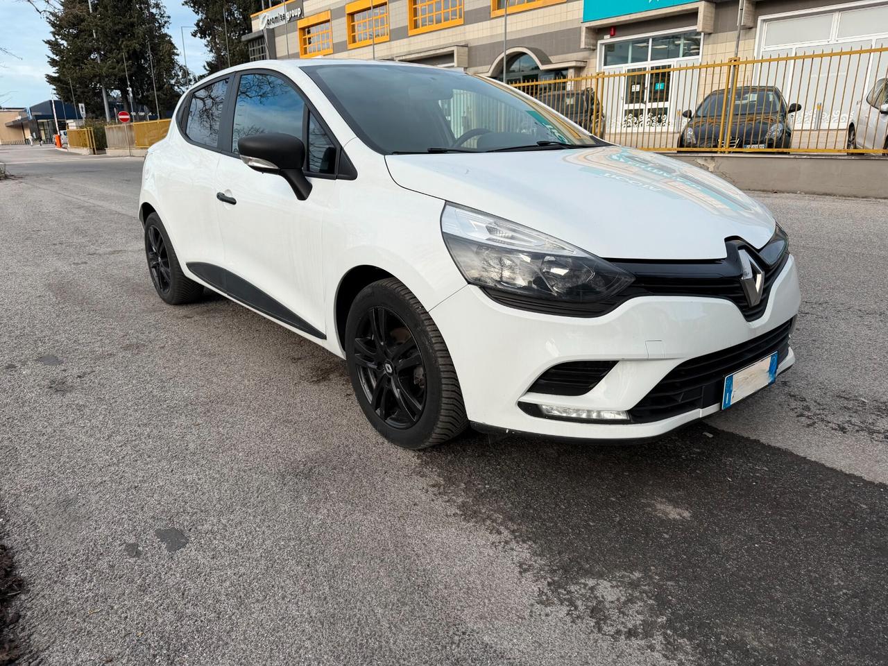 Renault Clio dCi 8V 90 CV 2 POSTI OK NEOPATENTATI