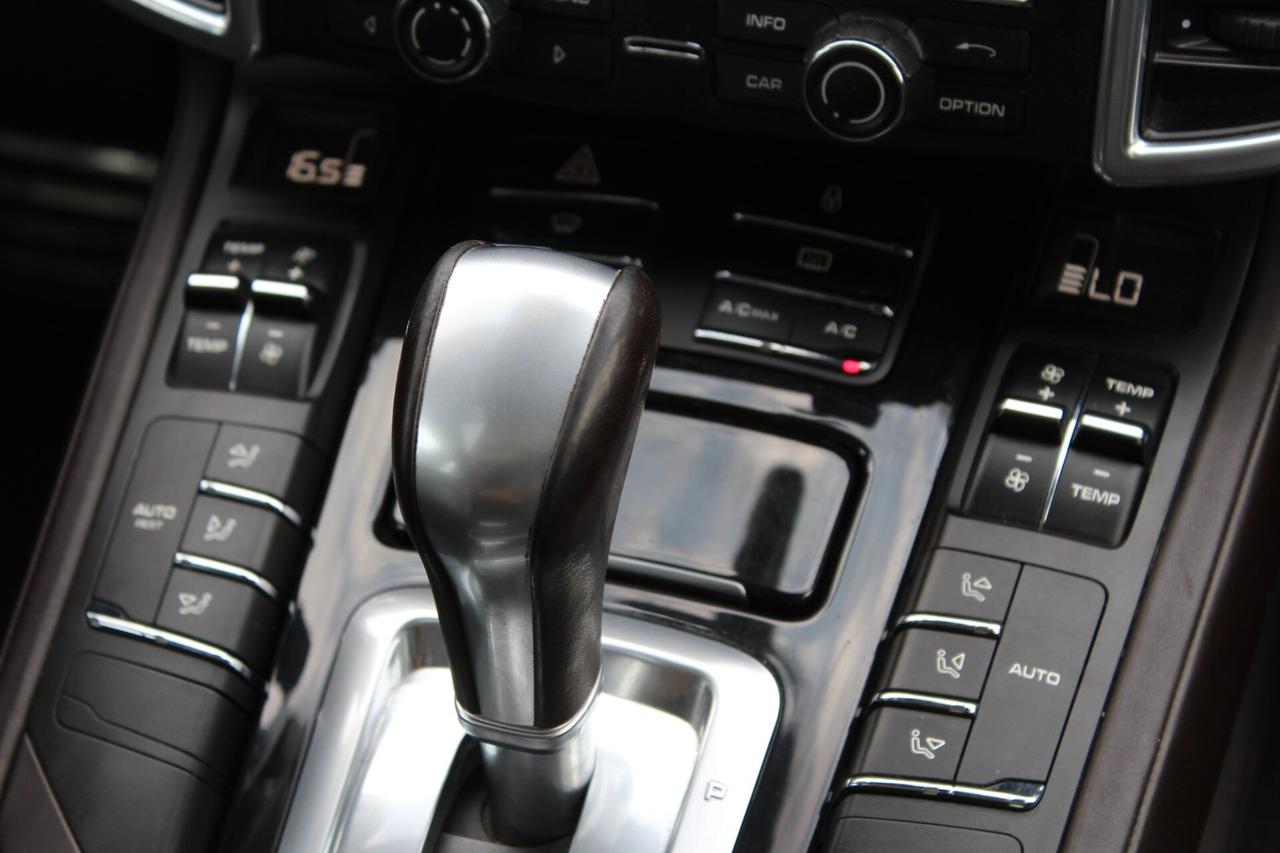 Porsche Cayenne 3.0 S Hybrid MOTORE NUOVO