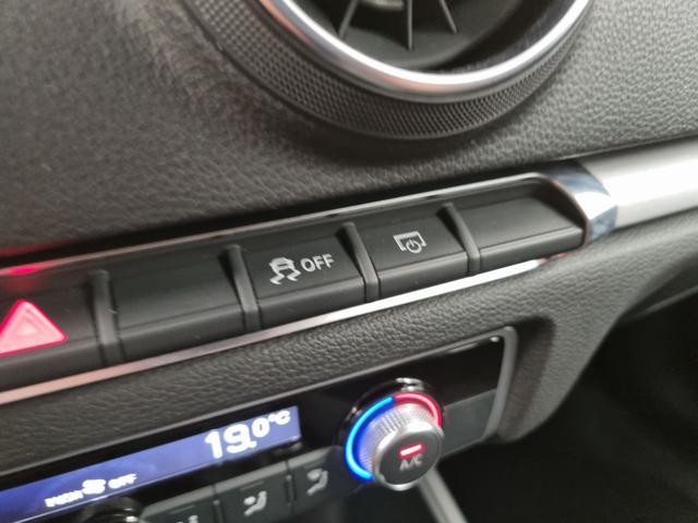 AUDI A3 SPB 35 TFSI COD Business