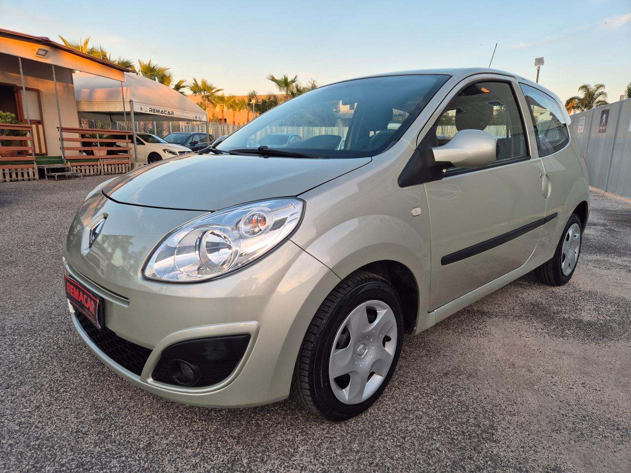 Renault TWINGO RESTAYLING 1.2 8V Dynamique NUOVA FULL