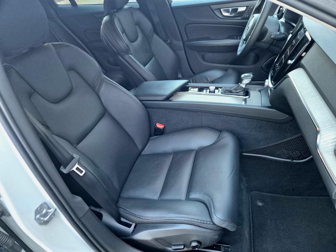 Volvo V60 Cross Country D4 AWD Geartronic Pro