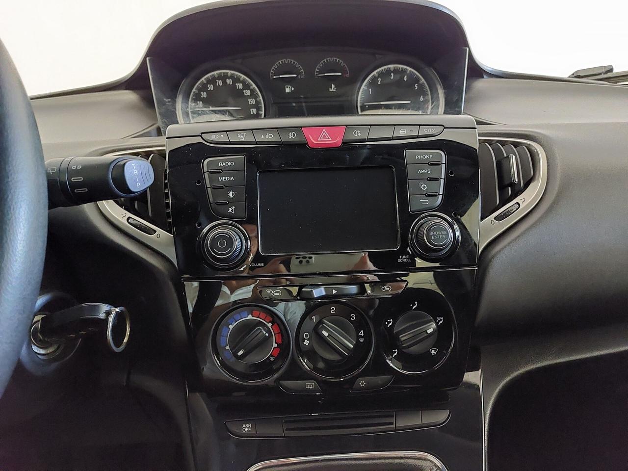 LANCIA Ypsilon 3ª serie Ypsilon 1.2 69 CV 5 po...