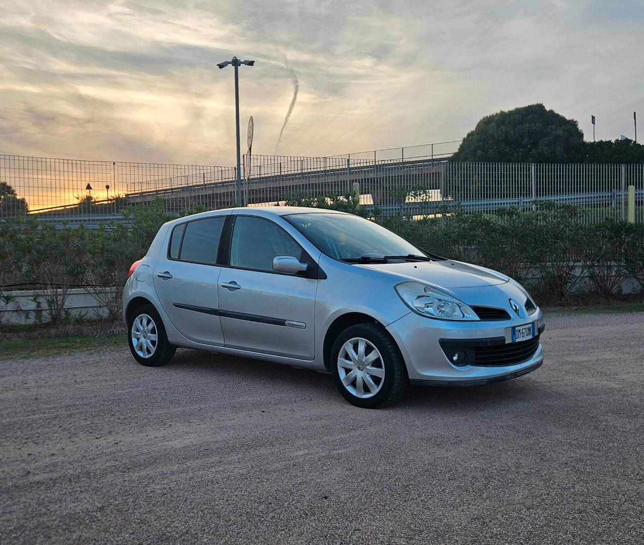 Renault Clio Storia 1.5 dCi 85CV 5 porte Dynamique