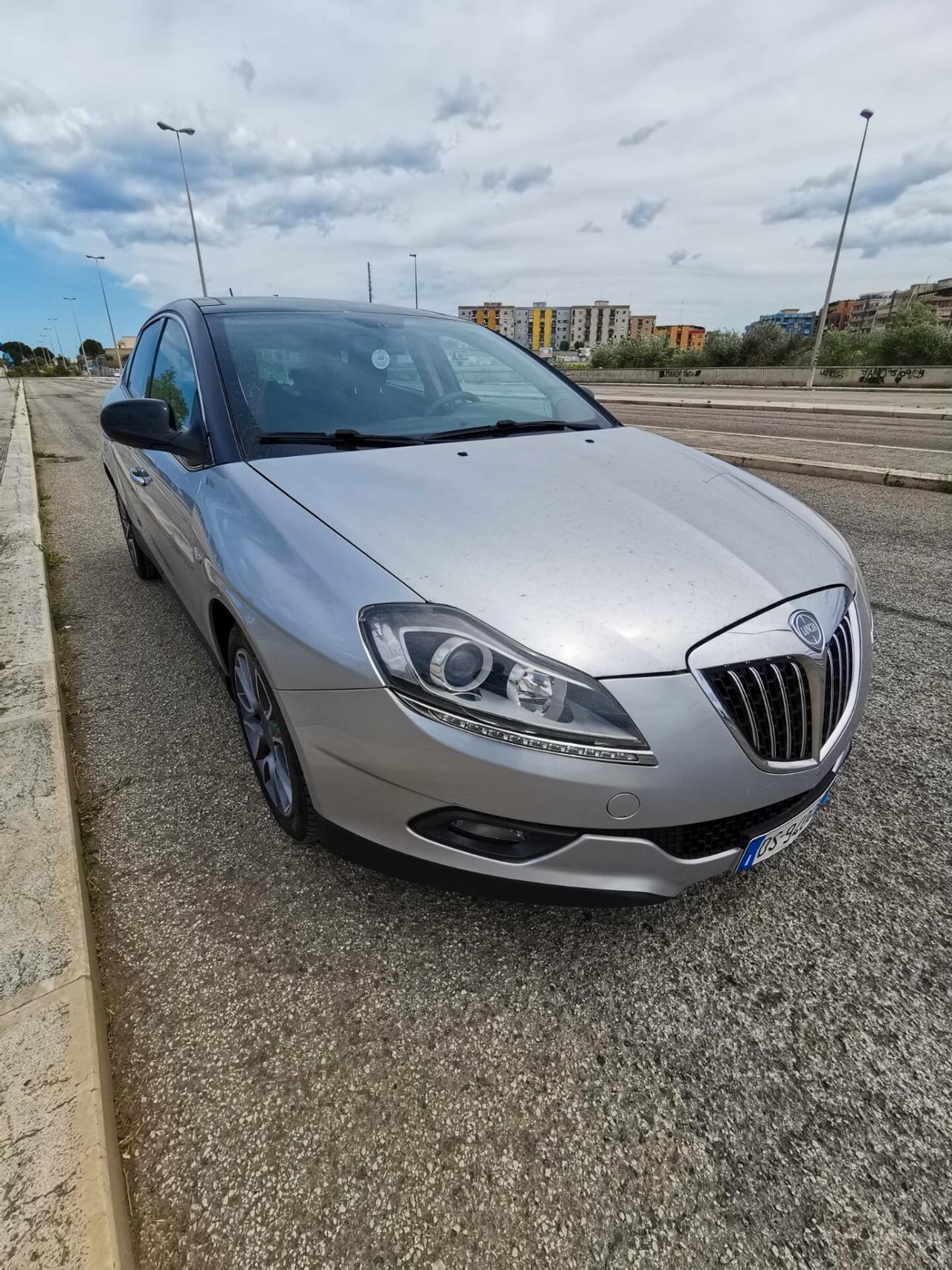 Lancia Delta 1.6 MJT Platino 2009 TETTO