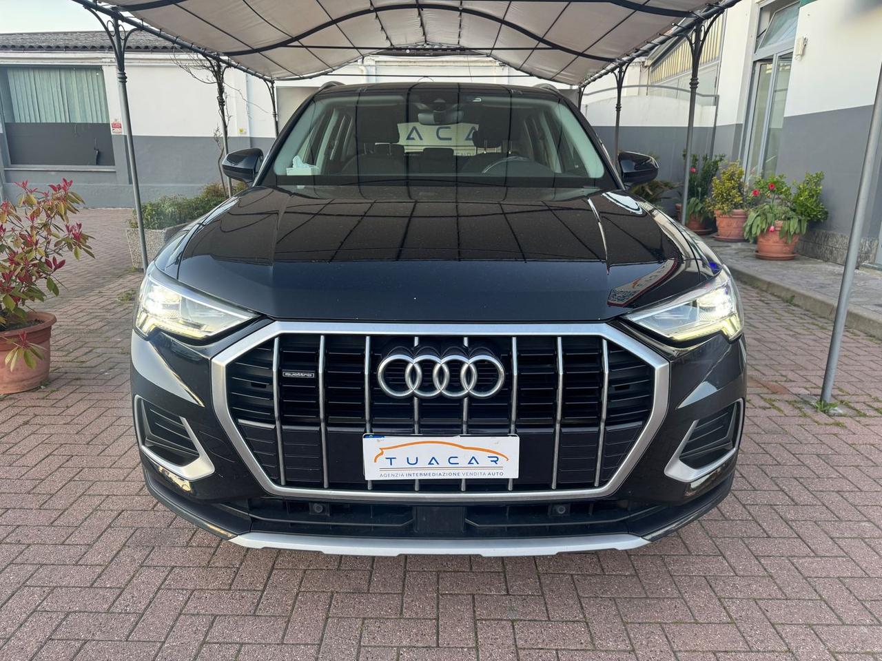 Audi Q3 Business Advanced 2.0 35 TDI  #10142