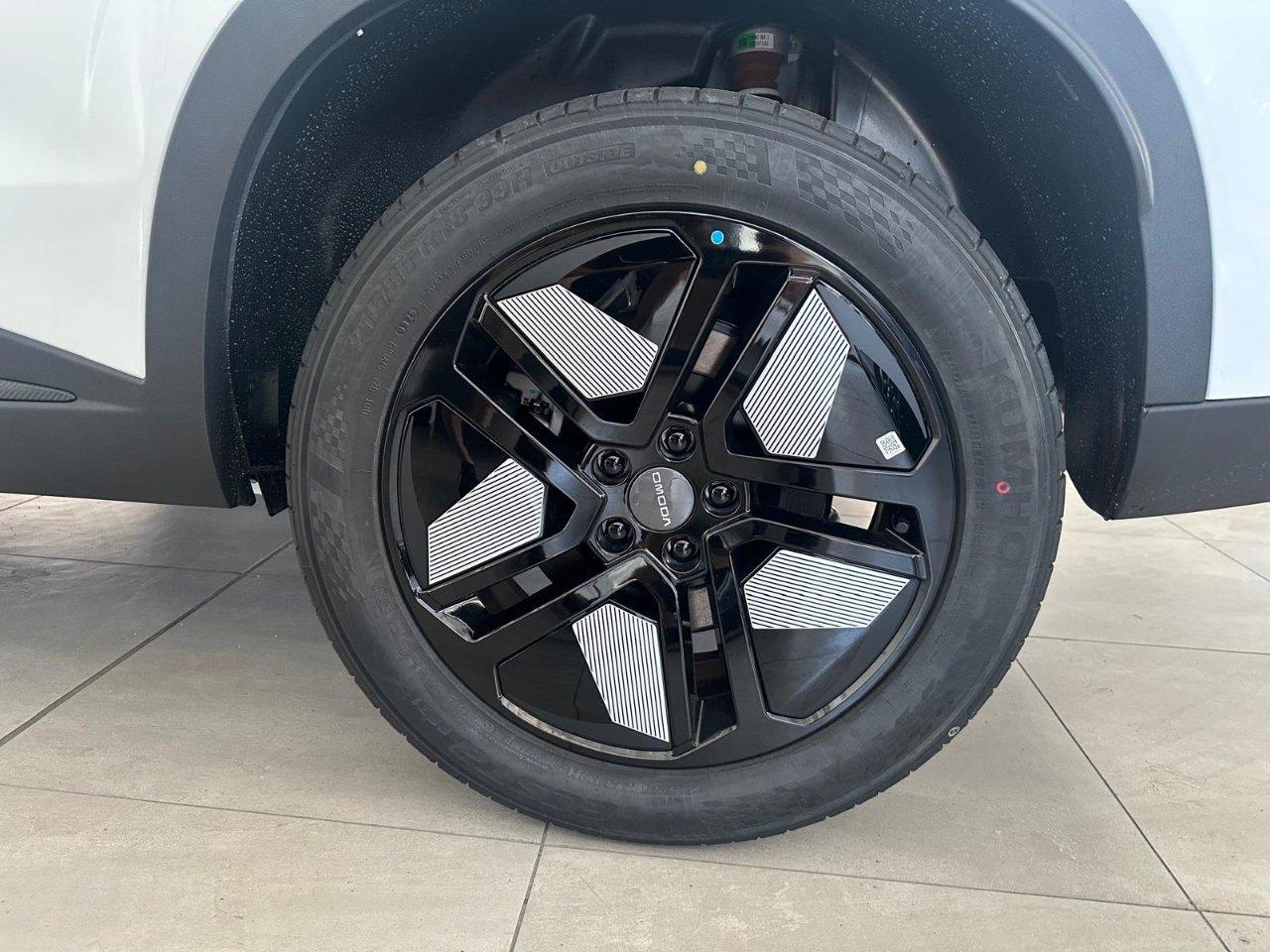 Omoda 5 Omoda 5 SHS-H 1.5 tgdi hev Premium auto NUOVA DA ORDINARE
