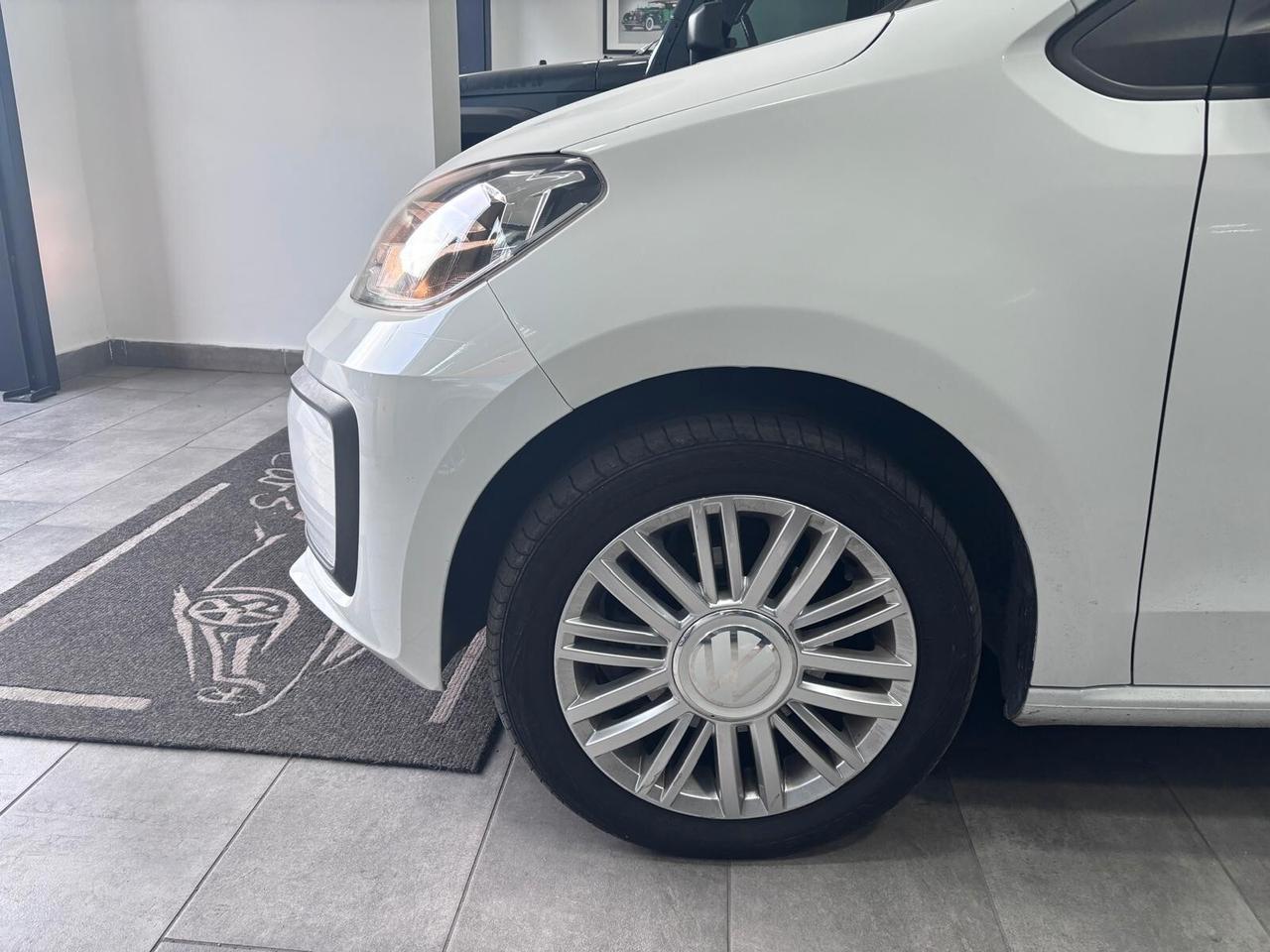 VOLKSWAGEN UP 1.0 TFSI METANO RETRO-CLIMA
