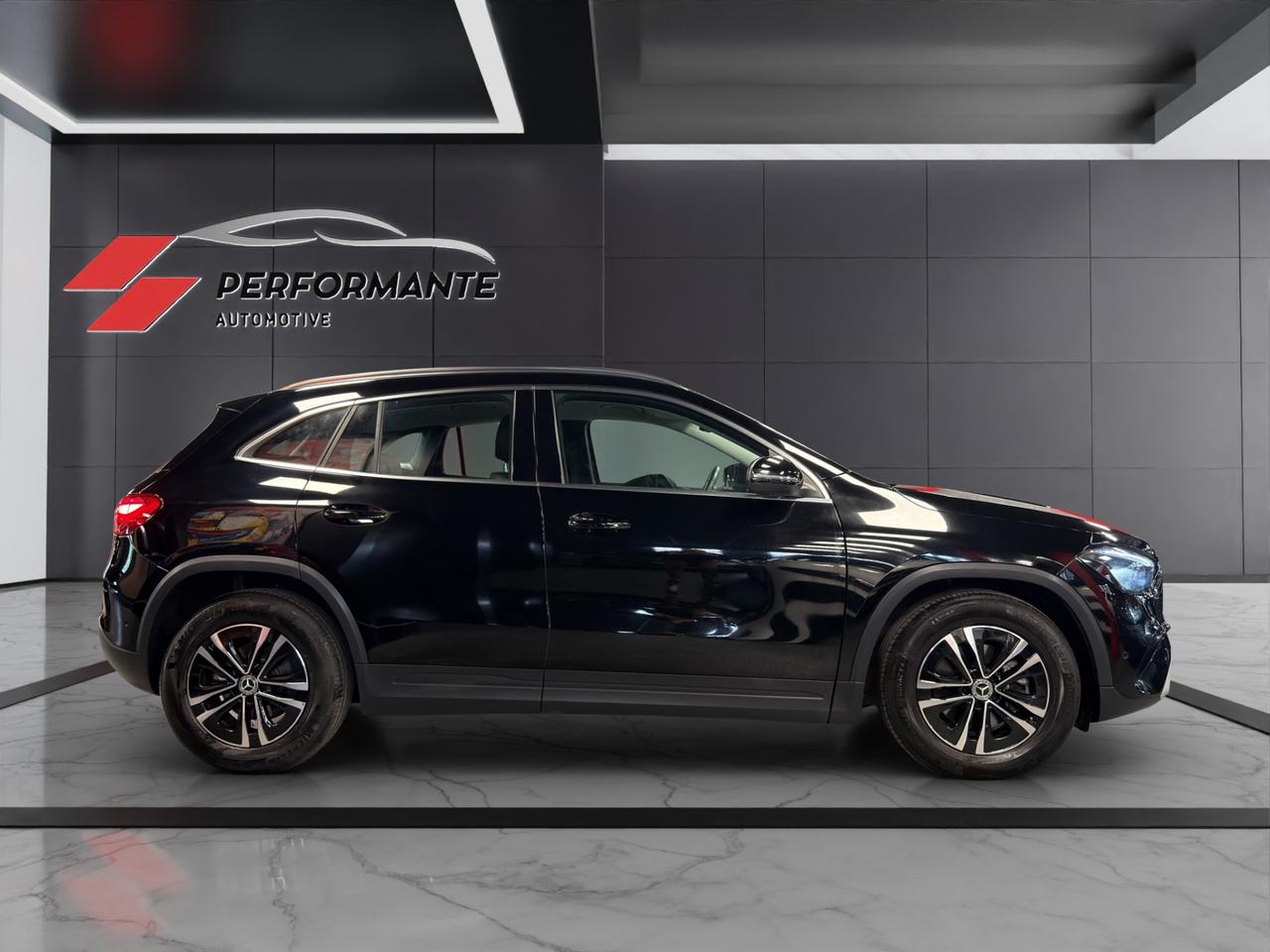 Mercedes GLA 180 d Advanced auto