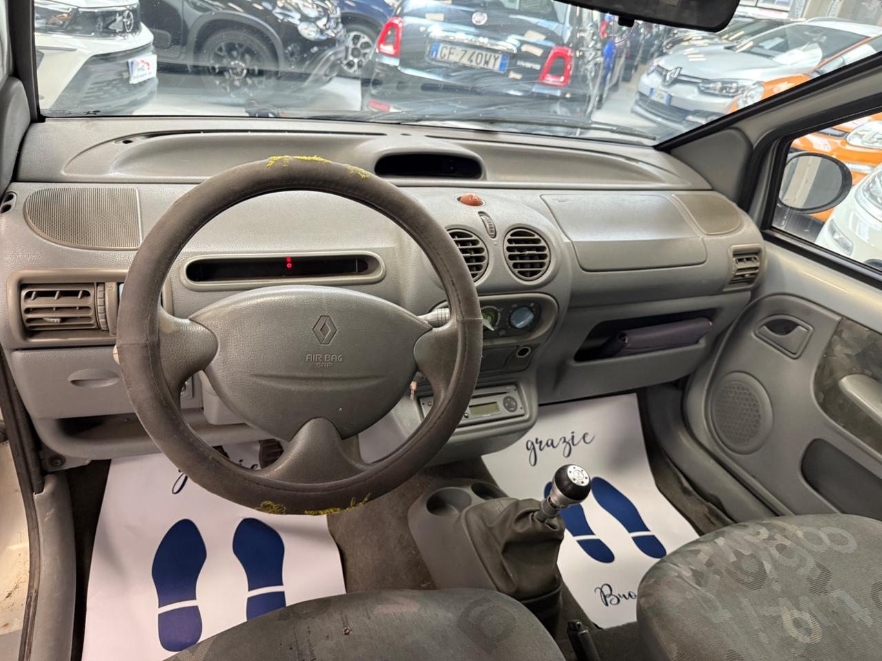 Renault Twingo 1.2i 16V cat Kenzo 75CV Ok Neopatentati