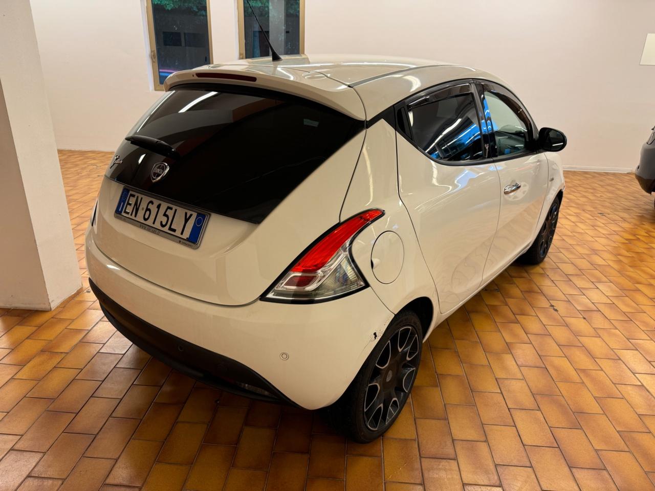 Lancia Ypsilon 1.3 MJT EURO 5B