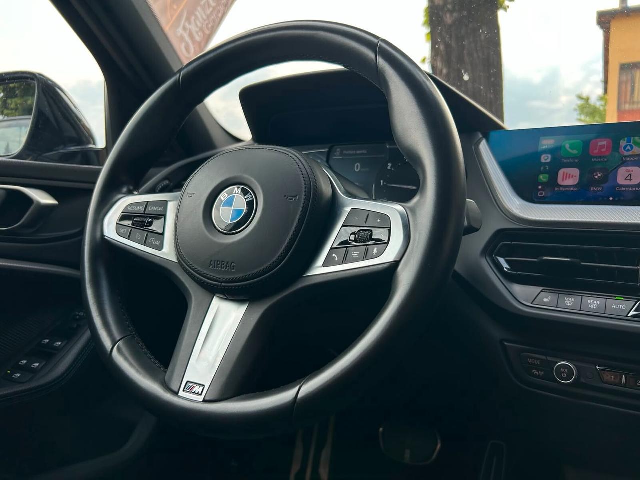 Bmw 118 118i 5p. Msport