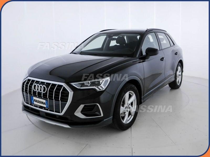 Audi Q3 35 TFSI Mhev S tronic Business Advanced