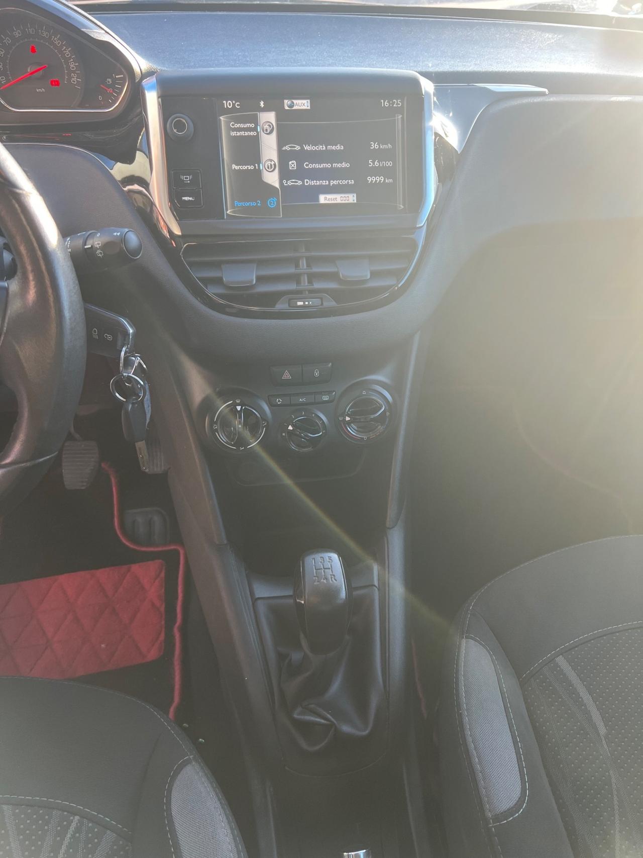 Peugeot 208 1.4 HDi 68 CV 5 porte Active