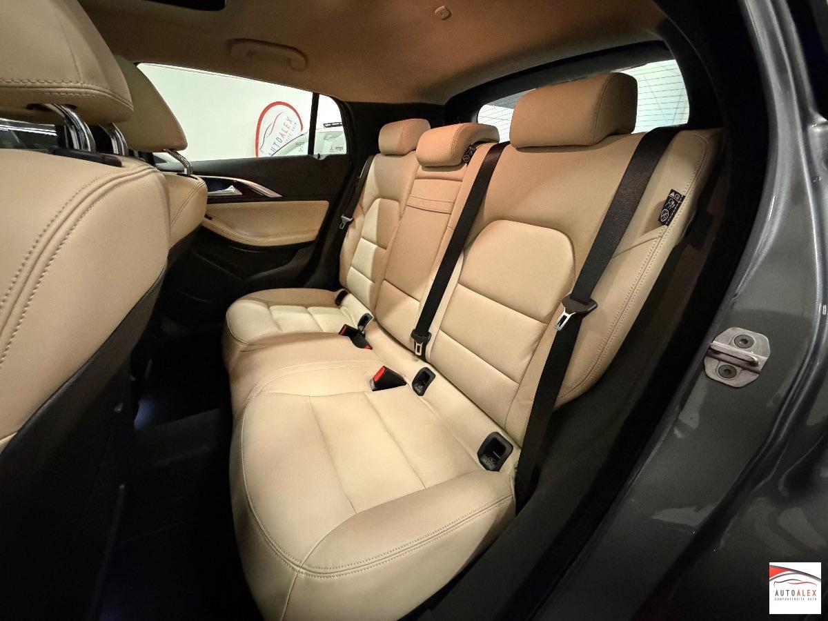 INFINITI - QX30 2.2d Premium Tech awd dct