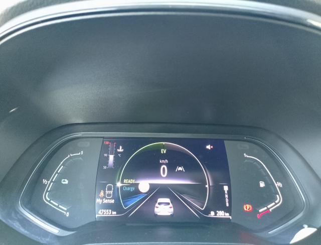 RENAULT Clio Hybrid E-Tech 5 porte