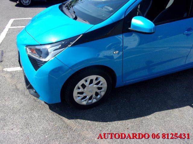 TOYOTA Aygo 1.0 VVT-i 72 CV 5P x-business