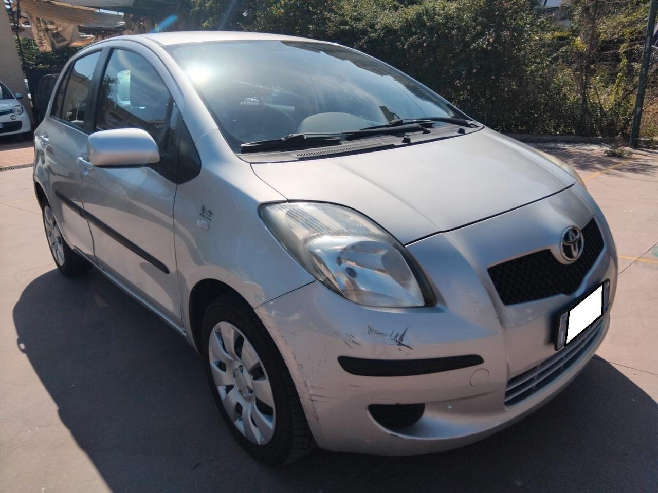 TOYOTA YARIS 1.0 SOL CLIMA 5 PORTE