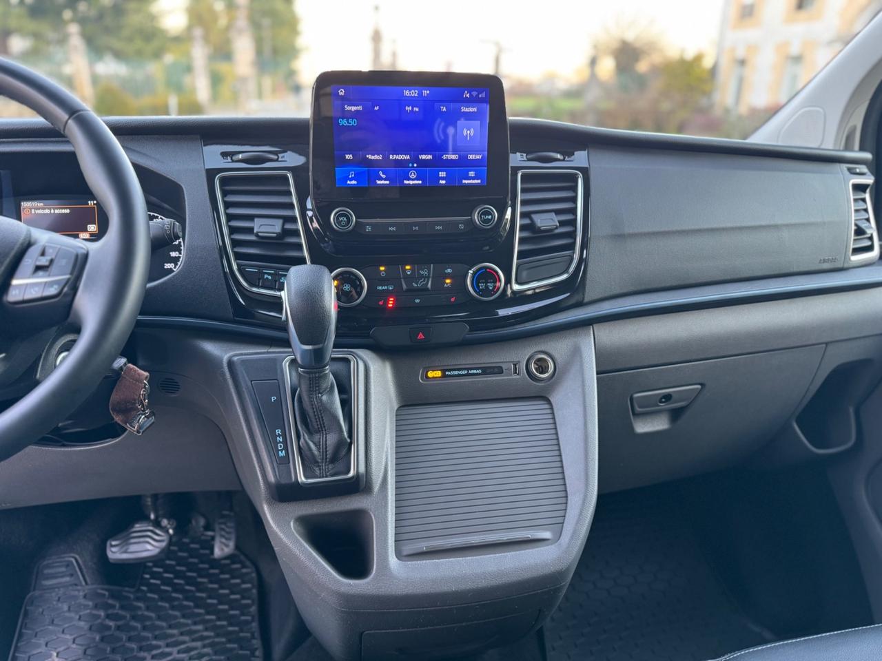 Ford Tourneo Custom 320 2.0 EcoBlue 170CV aut. PL Active