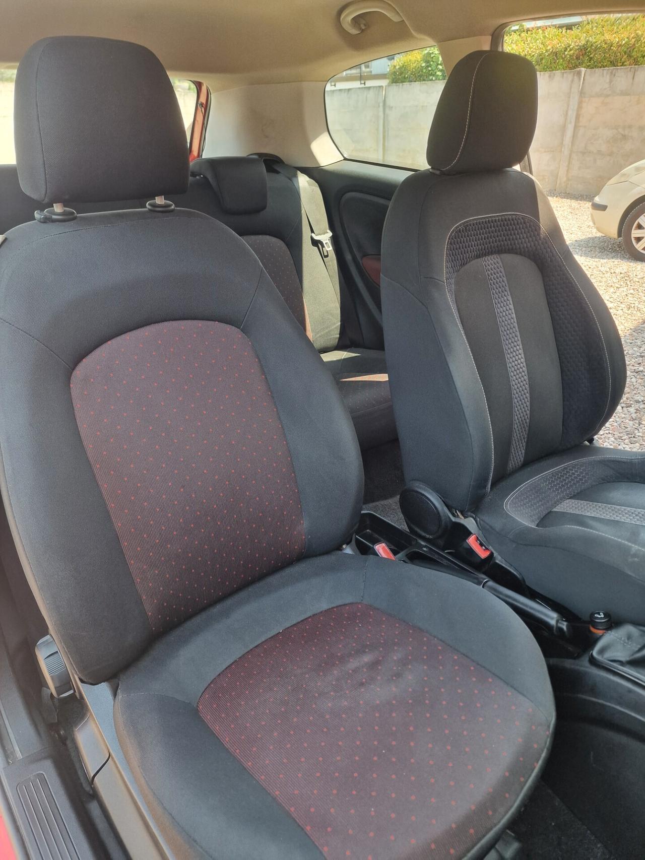 Fiat Grande Punto 1.2 3 porte distrb ok