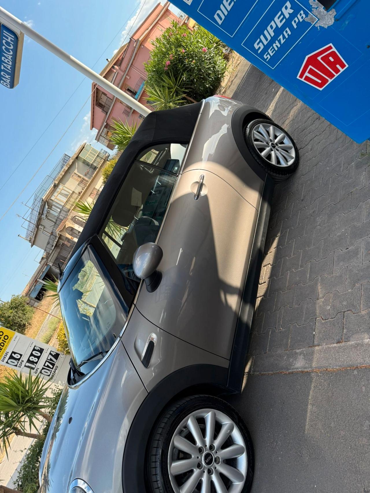 Mini 1.5 Cooper D Cabrio