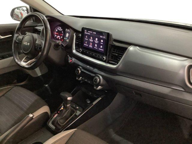 KIA Stonic 1.0 T-GDi 120 CV MHEV DCT Black Edition