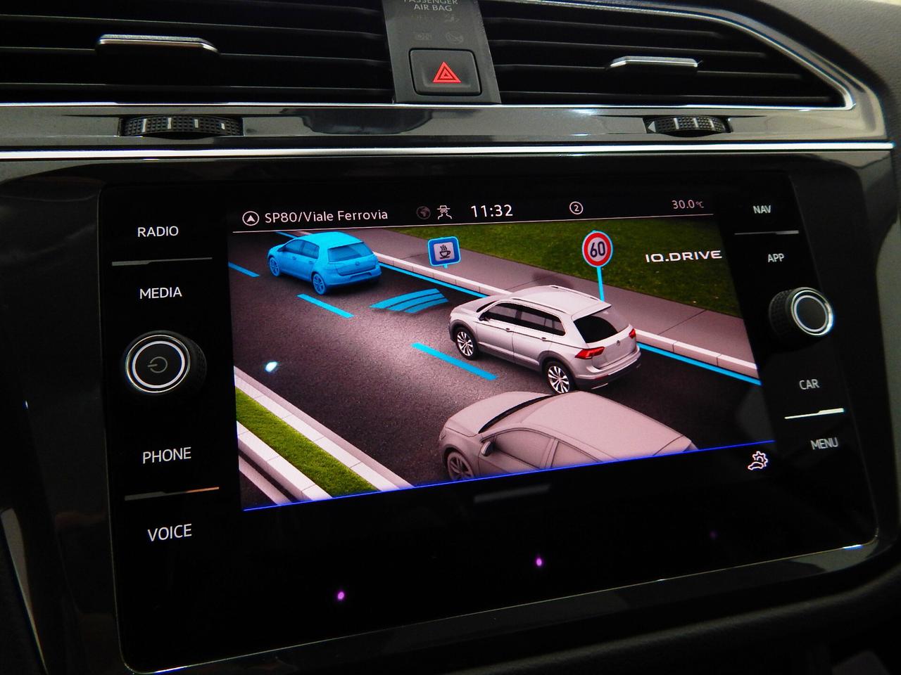 Volkswagen Tiguan 2.0 TDI Elegance 150cv DSG TETTO-NAVI-RADAR-PARK-LED